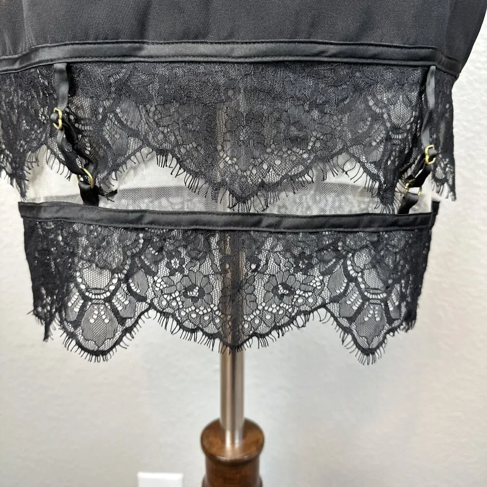 House of CB Black Lace Long Sleeve Dress - Picture 2 of 9